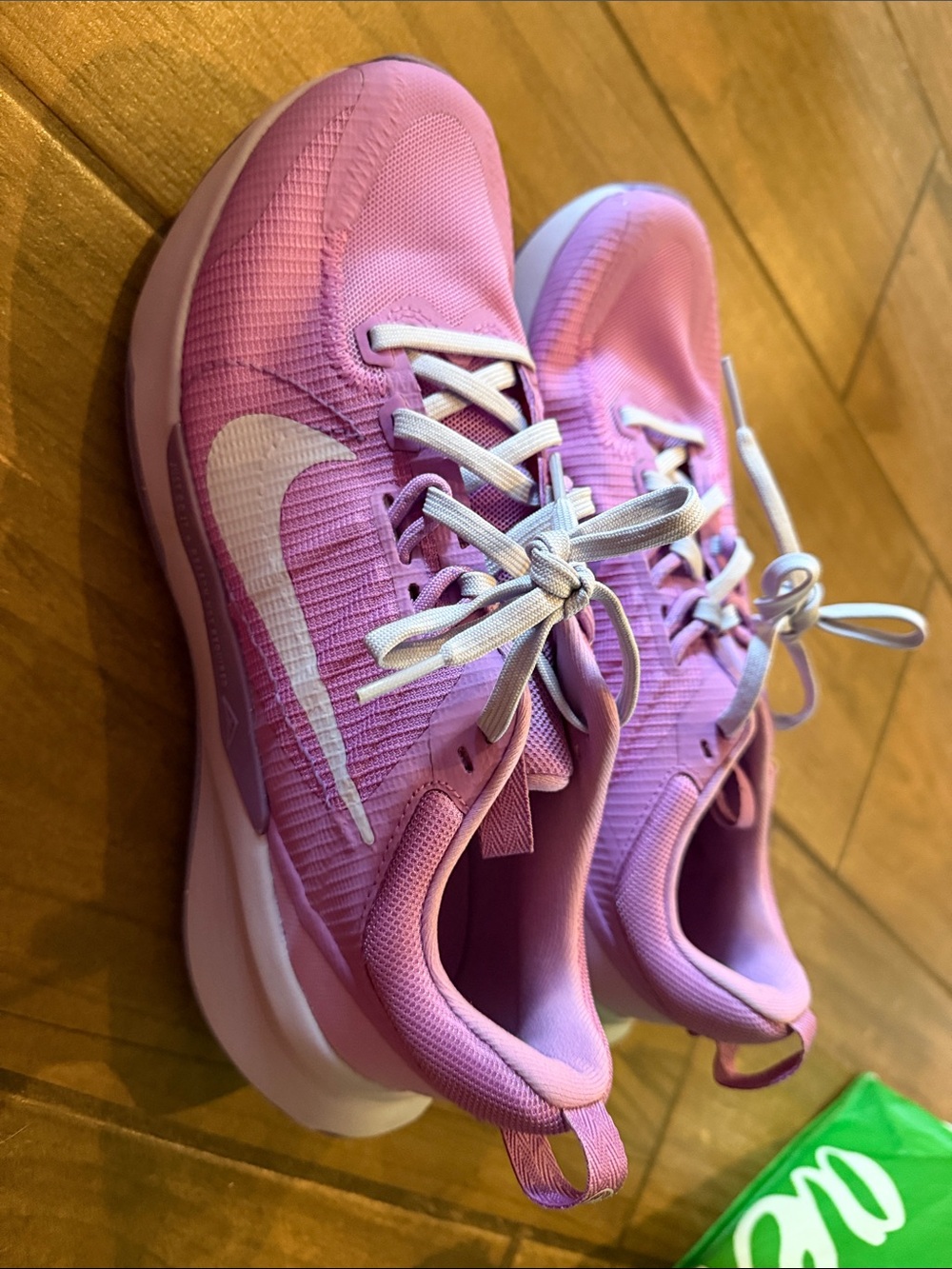 Nike Pink Women's Lightweight Training Sneakers